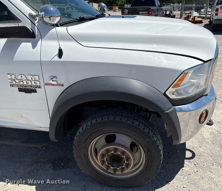 image for item EL2106 2017 Dodge Ram 5500 bucket truck