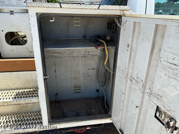 image for item EL2106 2017 Dodge Ram 5500 bucket truck