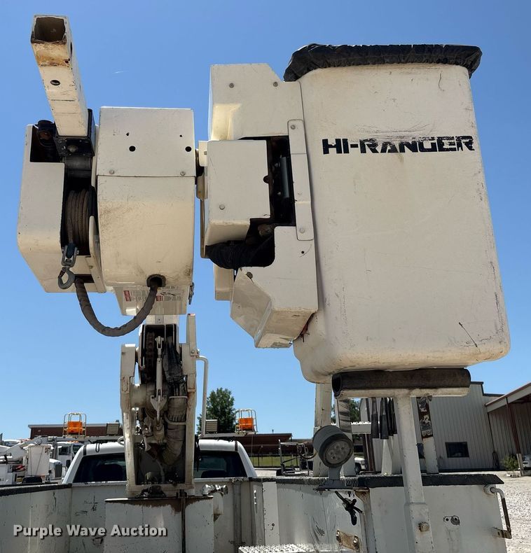 image for item EL2106 2017 Dodge Ram 5500 bucket truck