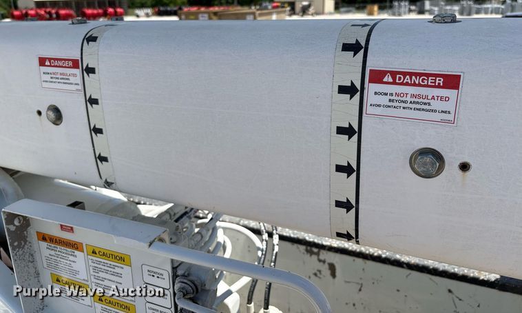 image for item EL2106 2017 Dodge Ram 5500 bucket truck