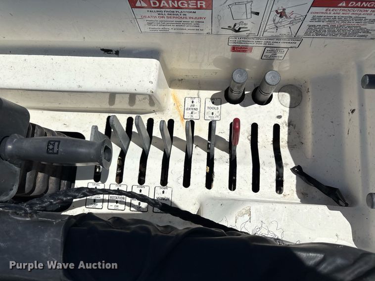 image for item EL2106 2017 Dodge Ram 5500 bucket truck