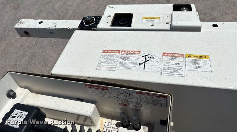 image for item EL2106 2017 Dodge Ram 5500 bucket truck