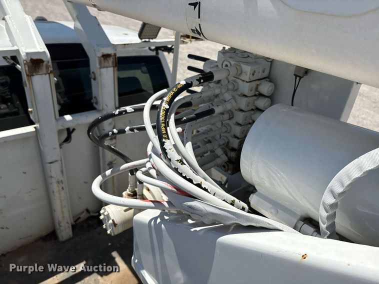 image for item EL2106 2017 Dodge Ram 5500 bucket truck