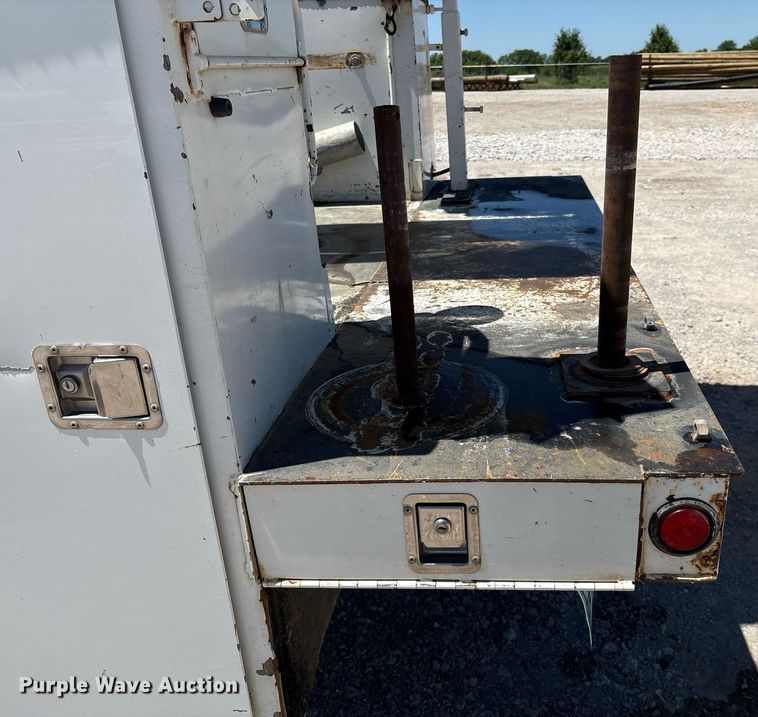 image for item EL2106 2017 Dodge Ram 5500 bucket truck