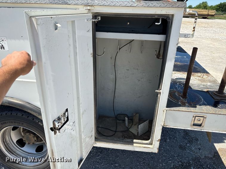 image for item EL2106 2017 Dodge Ram 5500 bucket truck