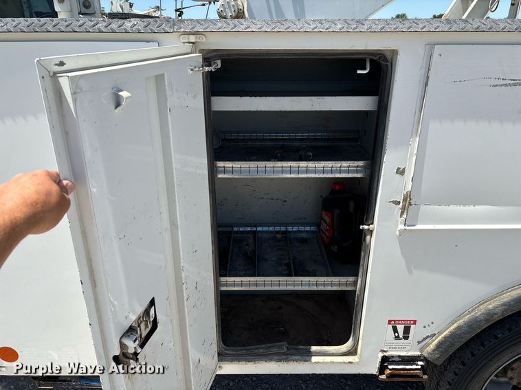 image for item EL2106 2017 Dodge Ram 5500 bucket truck