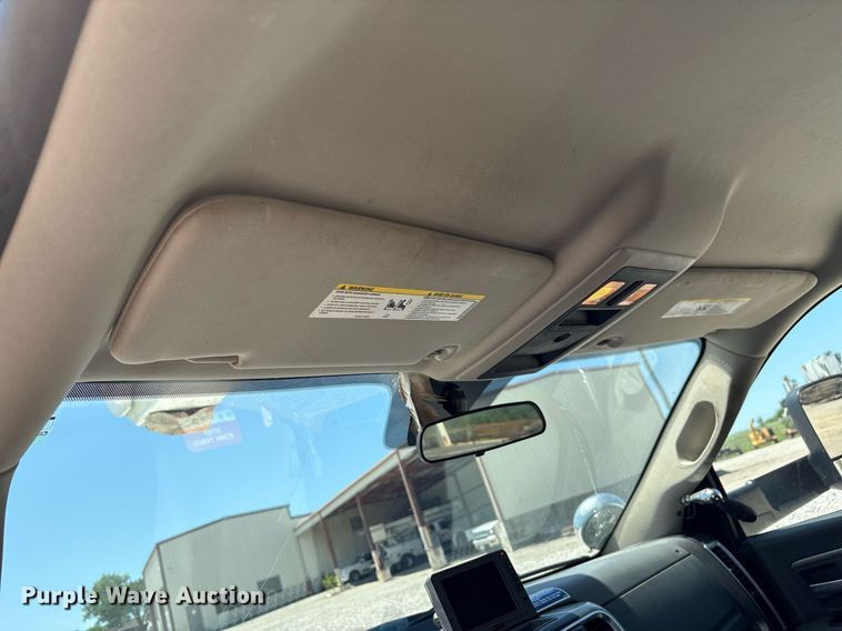 image for item EL2106 2017 Dodge Ram 5500 bucket truck