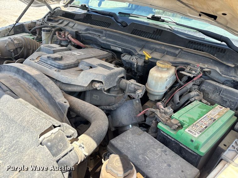 image for item EL2106 2017 Dodge Ram 5500 bucket truck