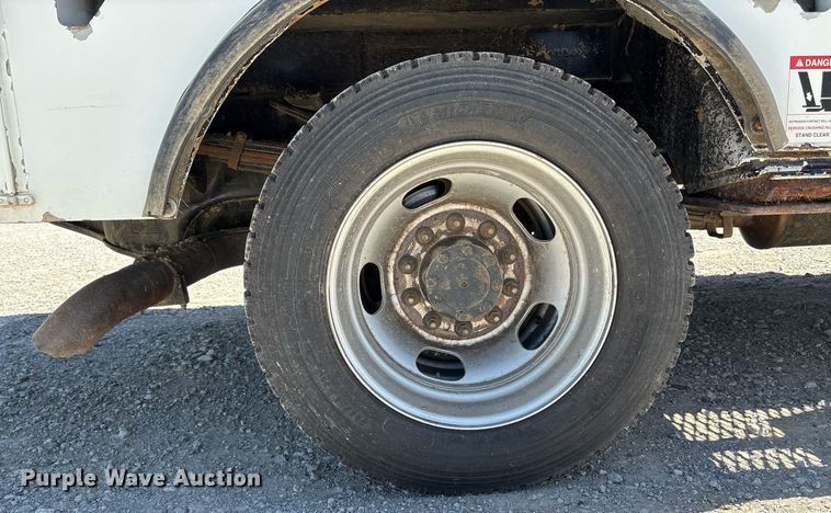 image for item EL2106 2017 Dodge Ram 5500 bucket truck