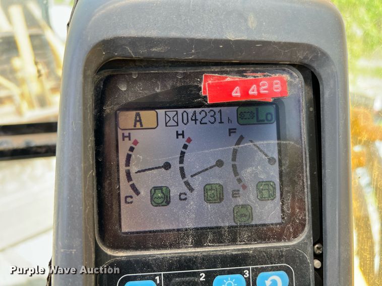 image for item EM2520 2004 Komatsu PC400LC-7 excavator