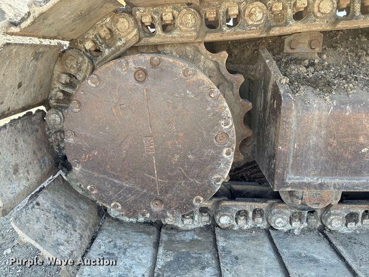 image for item EM2520 2004 Komatsu PC400LC-7 excavator