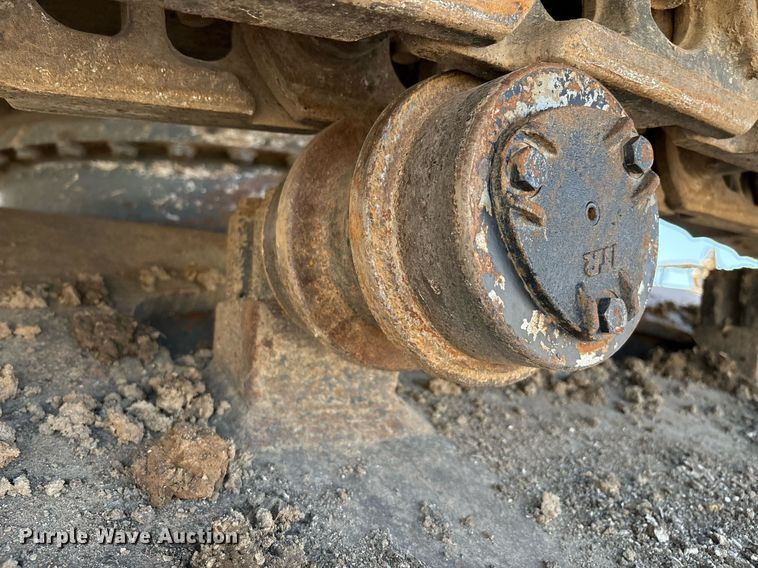 image for item EM2520 2004 Komatsu PC400LC-7 excavator