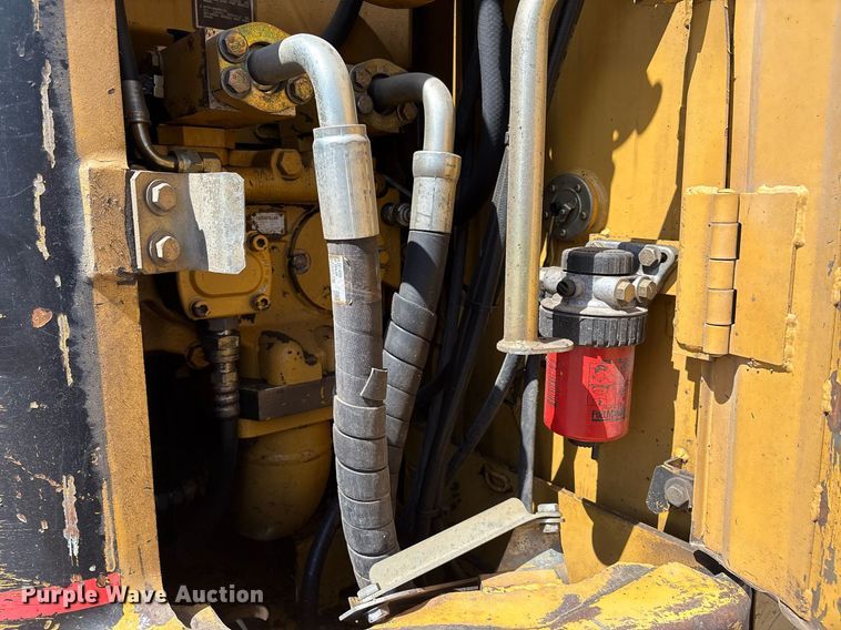 image for item EM2521 2004 Caterpillar 321C LCR excavator