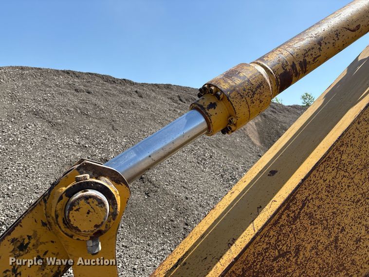 image for item EM2521 2004 Caterpillar 321C LCR excavator