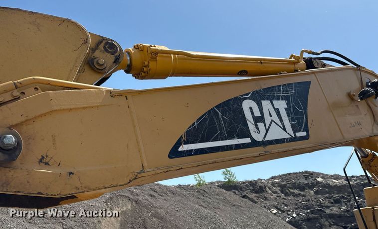 image for item EM2521 2004 Caterpillar 321C LCR excavator