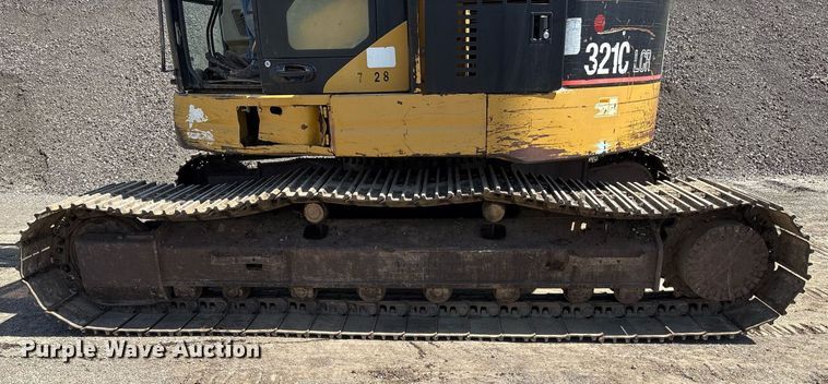 image for item EM2521 2004 Caterpillar 321C LCR excavator