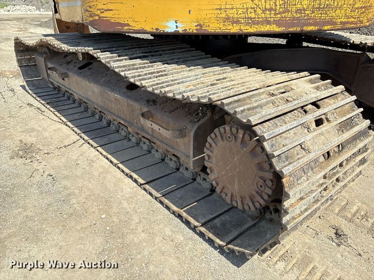 image for item EM2521 2004 Caterpillar 321C LCR excavator