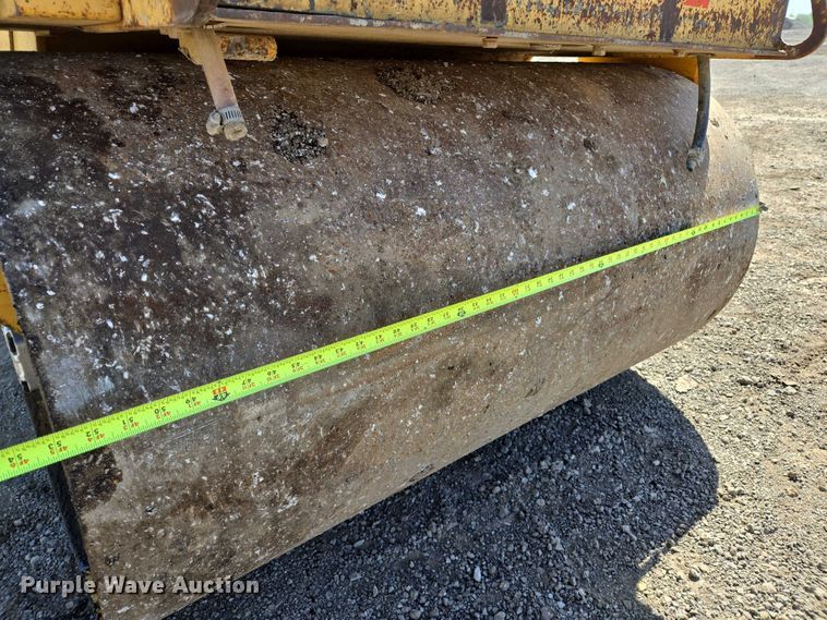 image for item EM2522 Hypac C754A double drum vibratory roller