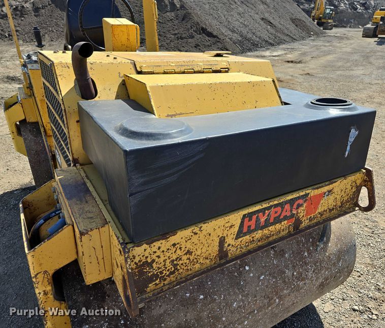 image for item EM2522 Hypac C754A double drum vibratory roller