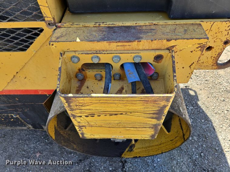 image for item EM2522 Hypac C754A double drum vibratory roller