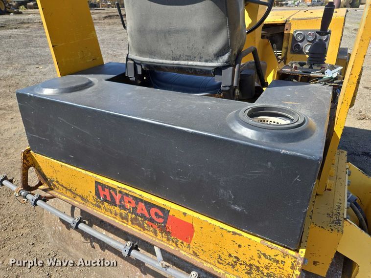 image for item EM2522 Hypac C754A double drum vibratory roller