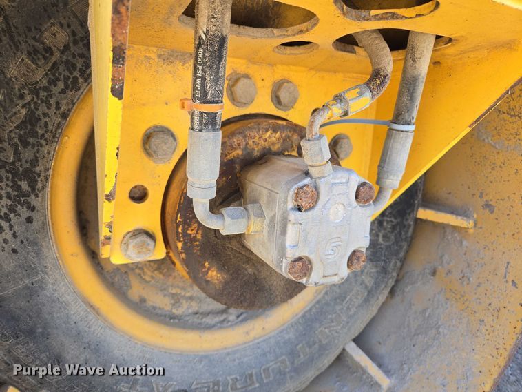 image for item EM2522 Hypac C754A double drum vibratory roller