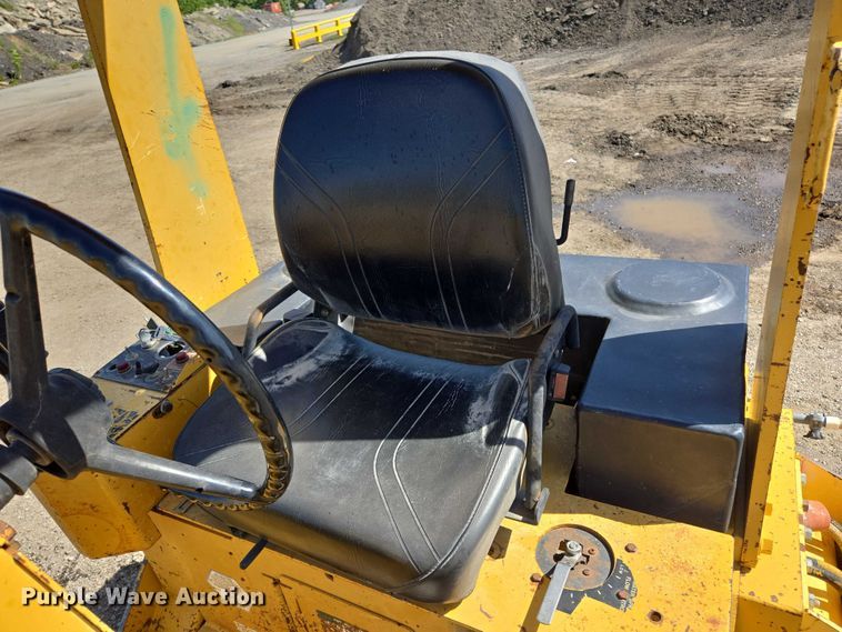 image for item EM2522 Hypac C754A double drum vibratory roller