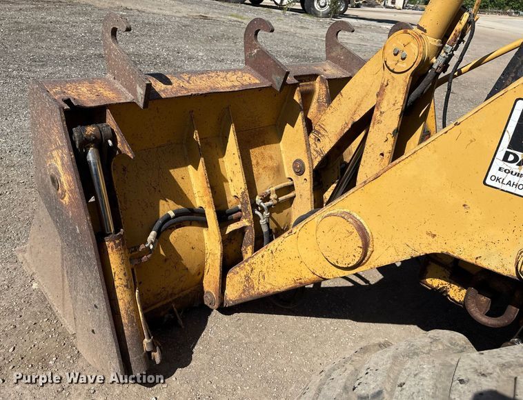 image for item EM2526 1997 Caterpillar 416C backhoe