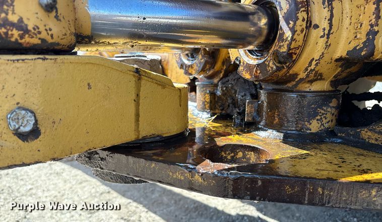 image for item EM2526 1997 Caterpillar 416C backhoe