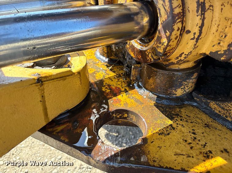 image for item EM2526 1997 Caterpillar 416C backhoe