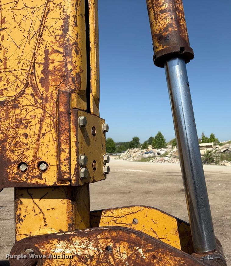 image for item EM2526 1997 Caterpillar 416C backhoe