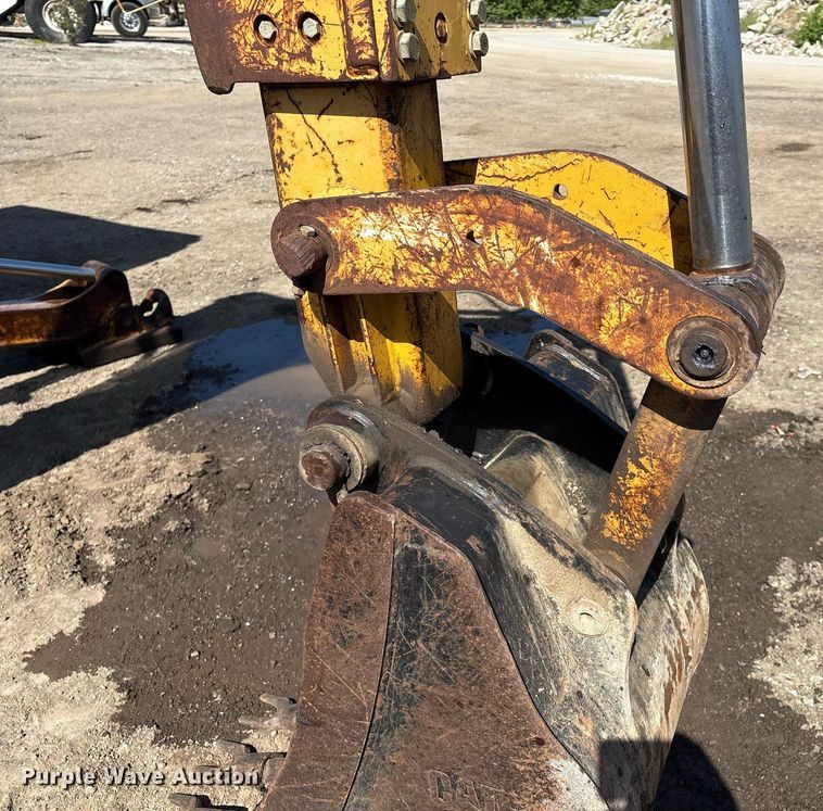 image for item EM2526 1997 Caterpillar 416C backhoe