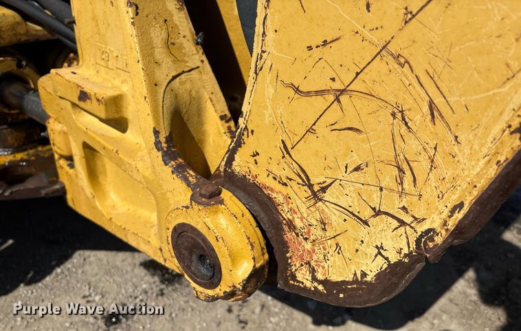 image for item EM2526 1997 Caterpillar 416C backhoe