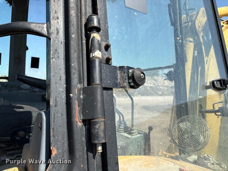 image for item EM2526 1997 Caterpillar 416C backhoe