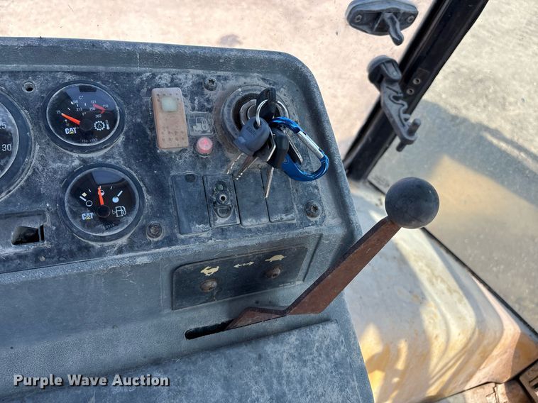 image for item EM2526 1997 Caterpillar 416C backhoe