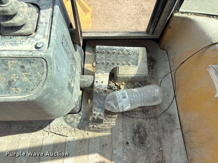 image for item EM2526 1997 Caterpillar 416C backhoe