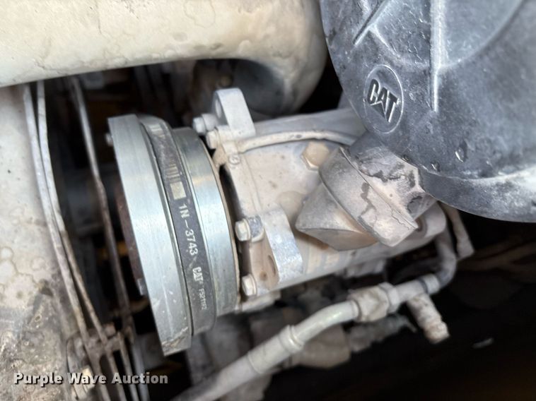 image for item EM2526 1997 Caterpillar 416C backhoe