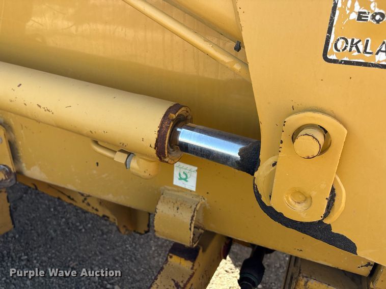 image for item EM2527 1999 Caterpillar 416C backhoe