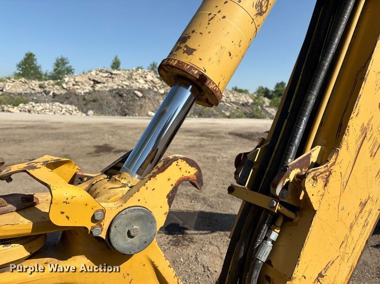 image for item EM2527 1999 Caterpillar 416C backhoe