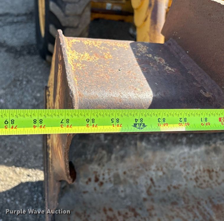 image for item EM2527 1999 Caterpillar 416C backhoe