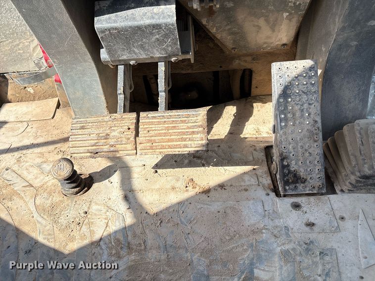 image for item EM2527 1999 Caterpillar 416C backhoe