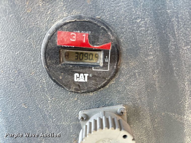 image for item EM2527 1999 Caterpillar 416C backhoe