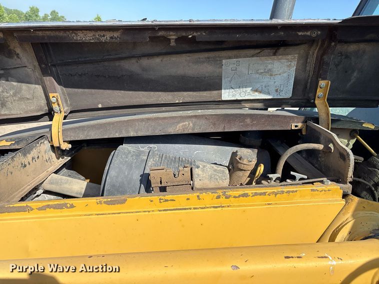image for item EM2527 1999 Caterpillar 416C backhoe