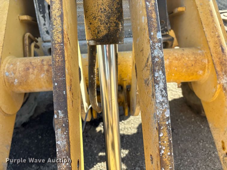 image for item EM2528 1997 Caterpillar 416C backhoe