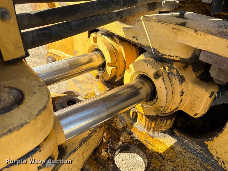 image for item EM2528 1997 Caterpillar 416C backhoe