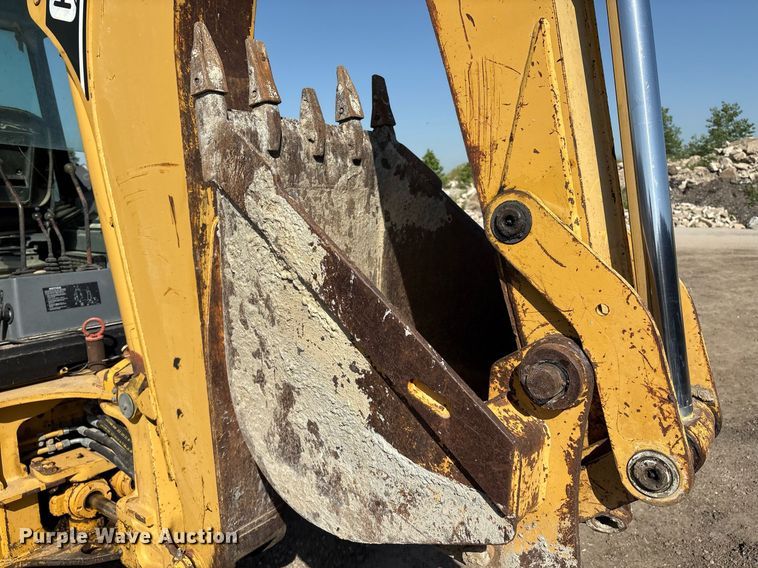 image for item EM2528 1997 Caterpillar 416C backhoe