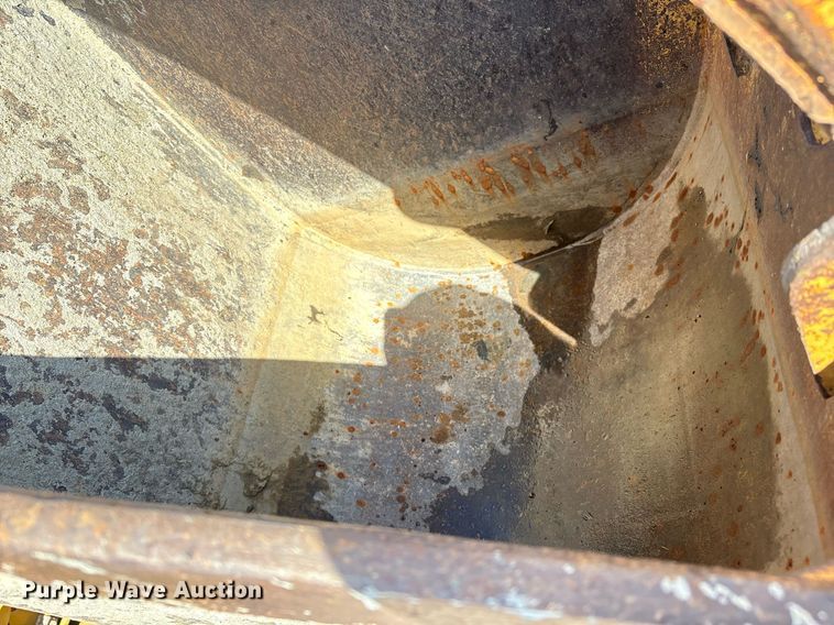 image for item EM2528 1997 Caterpillar 416C backhoe