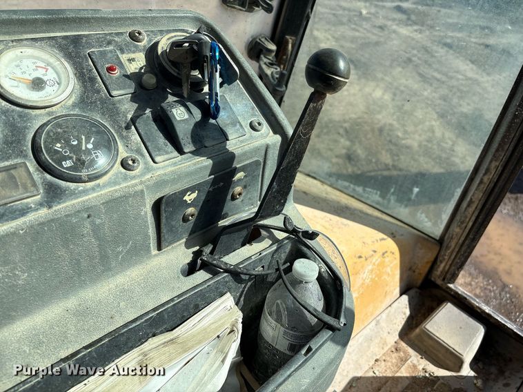 image for item EM2528 1997 Caterpillar 416C backhoe