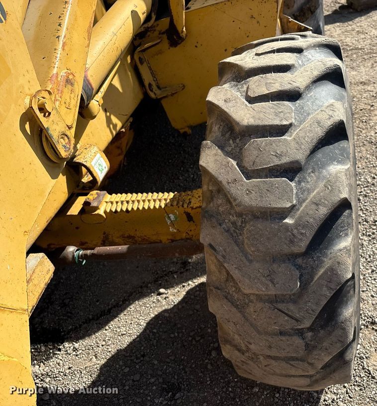 image for item EM2528 1997 Caterpillar 416C backhoe