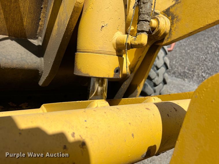 image for item EM2529 Komatsu GD650 motor grader